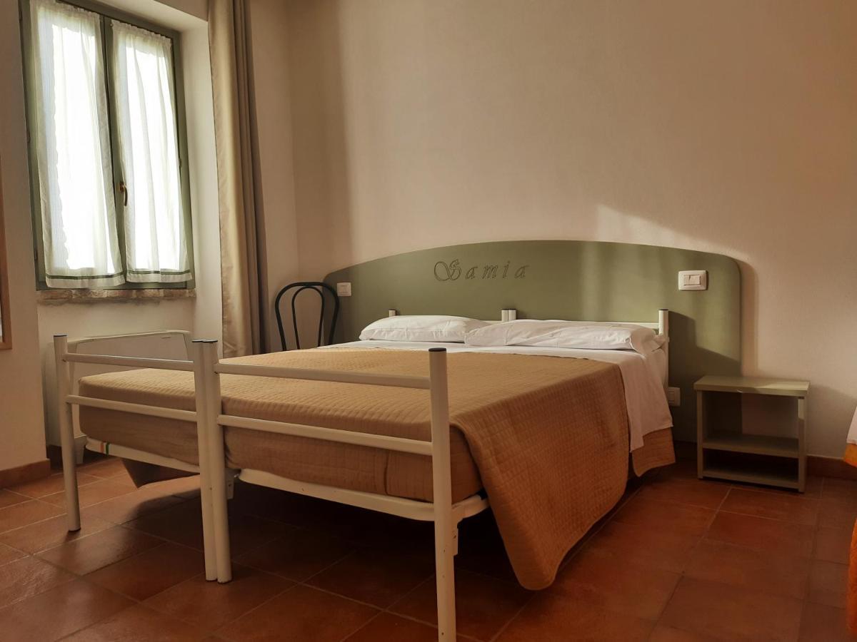Agriturismo Antica Corte Montatteglia Habitación foto